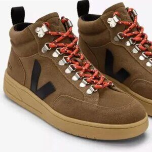 VEJA Women's Roraima Brown Suede Nubuck Sneaker Shoes // Size 39 (8.5)